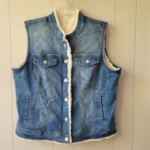 Tribal Jean Vest, Snap Closure Faux Fur Lined, very soft. Light Distressed